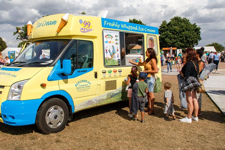 food trucks in maui