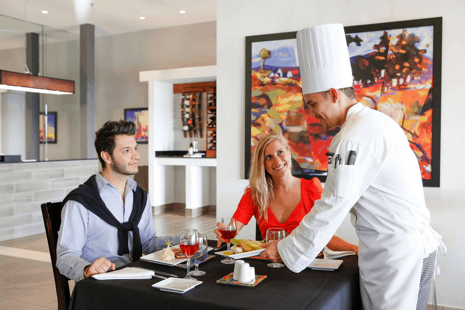 dining options at Club Med Sandpiper Bay