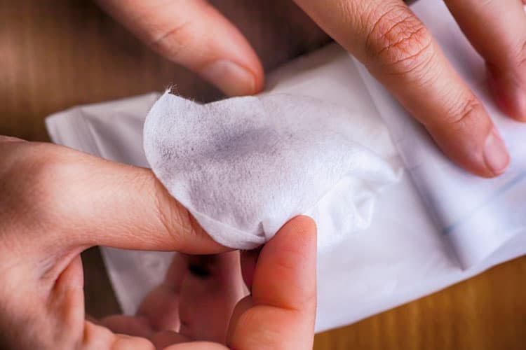 sanitizing wipes