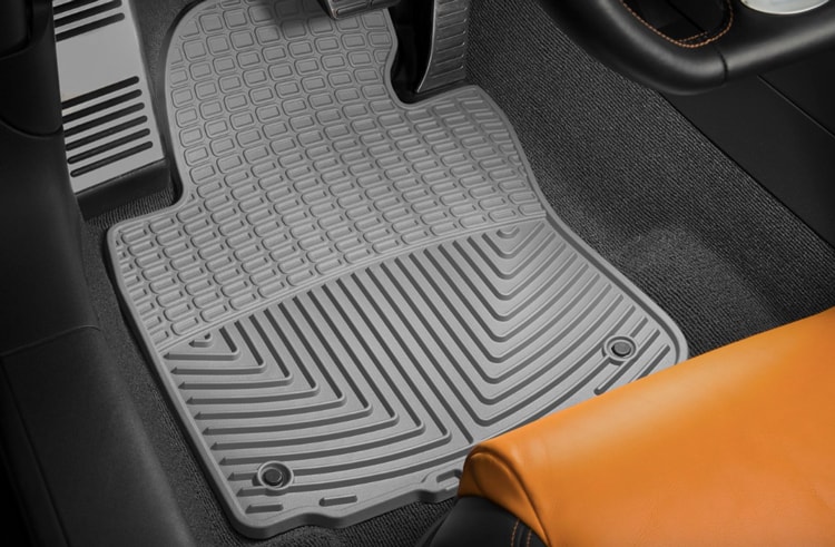 How to Keep a Clean Car with Kids: 7 Simple Tips 7 car mats