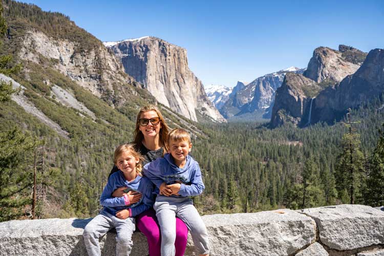 Hike together in Yosemite National Park