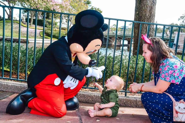 what to bring to magic kingdom