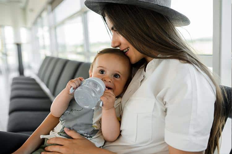 The Ultimate Baby Packing Checklist For Holidays Away From Home 4 Travel With A Baby On A Plane: Can I Bring Luggage And A Diaper Bag?