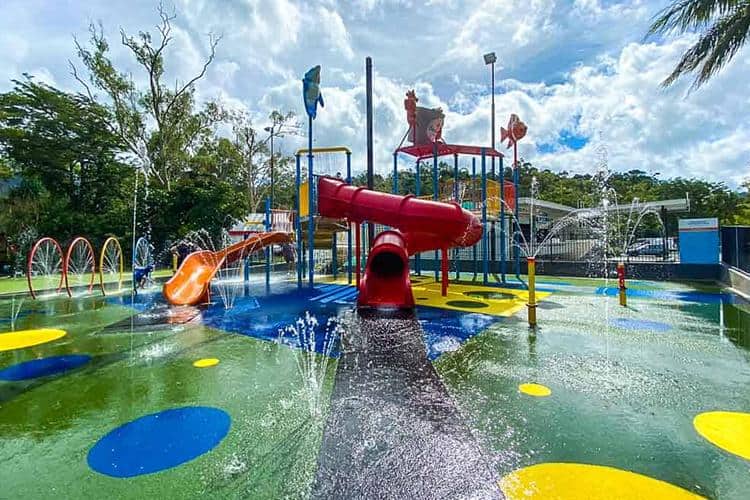 Family Fun On Whitsundays Cruises From Airlie Beach 5 Things To Do On Airlie Beach With Kids