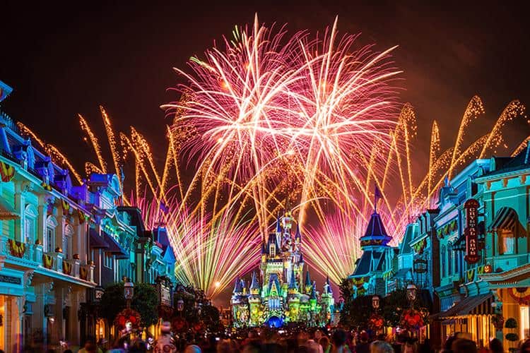 The Best Viewing Spots For Disney World Fireworks And Parades 6 Mickey'S Very Merry Christmas Party Fireworks