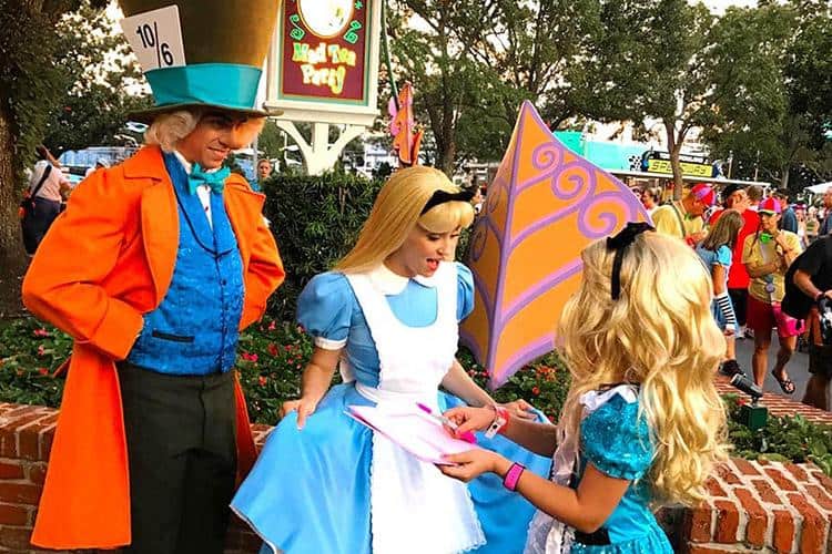 Behind the Scenes of Character Greetings at Disney