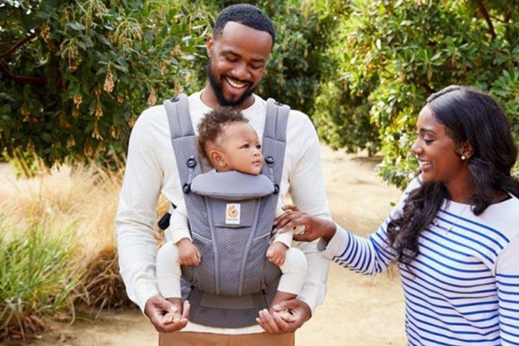 Ergobaby Omni Breeze