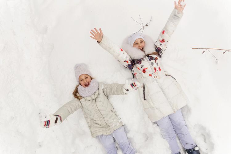 cold-weather family vacations,cold weather family vacations