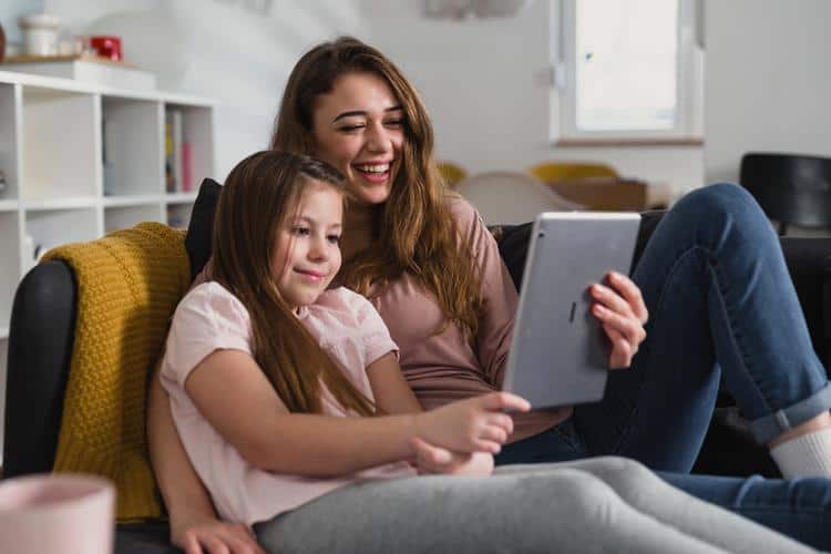 traveling as a single parent