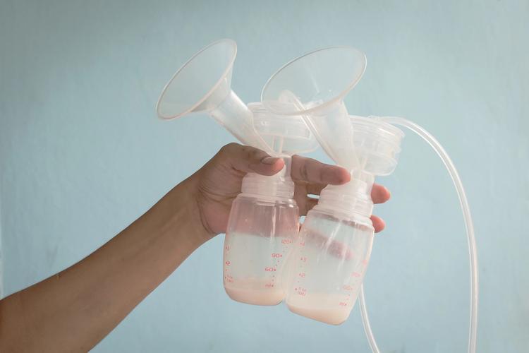 Best Breast Pumps For New Moms