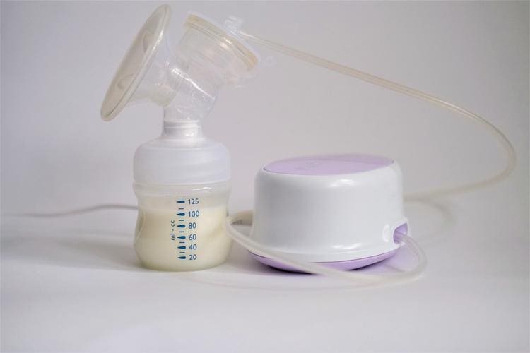 Best Breast Pumps For New Moms