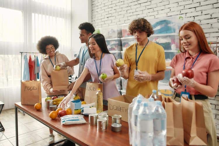 Family volunteer Opportunities