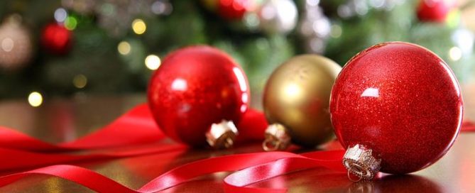 holidays decorating on a budget
