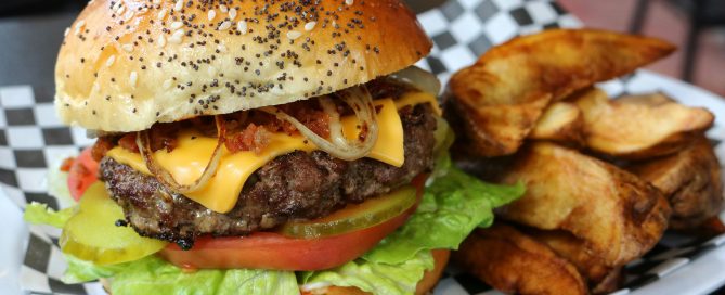 Top Family-Friendly Restaurants In Anaheim: Dining Delights For All Ages 5 Family Friendly Restaurants Anaheim