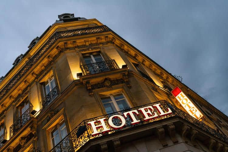 hotels near childrens museum of indianapolis