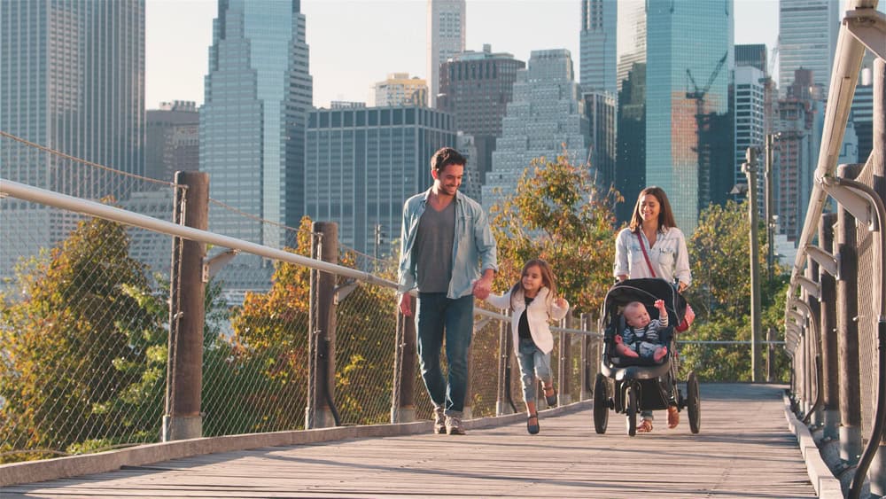 Chicago Transit Tips for Parents: What to Check Before Leaving the Hotel