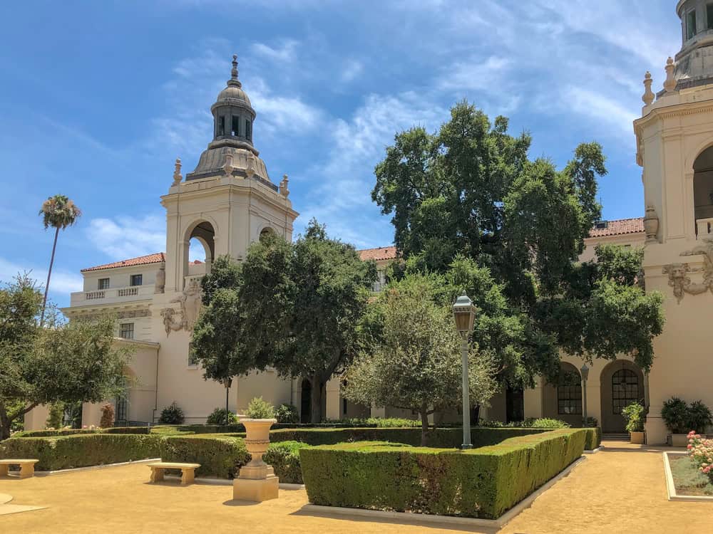 The Best Places to Stay in Pasadena For Walkable Family Outings