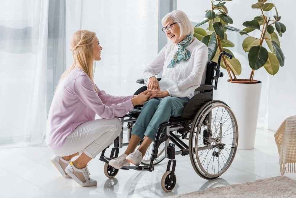 How to Prepare Your Home for an Elderly Parent Visiting
