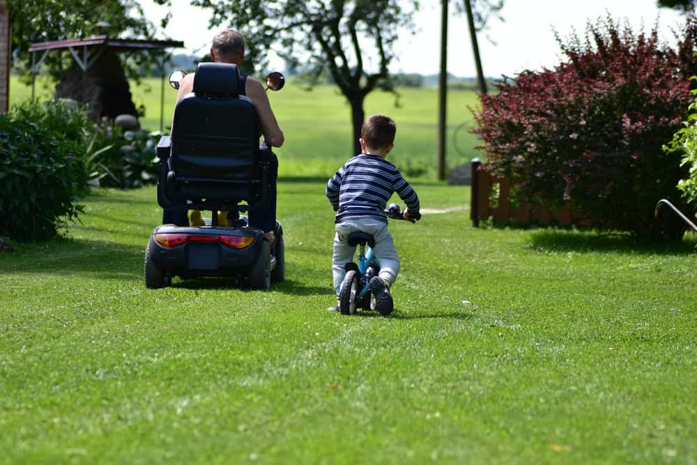 What to Ask Before Renting Mobility Equipment for a Loved One